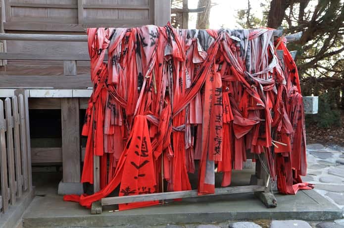 大瀬神社　赤いフンドシ