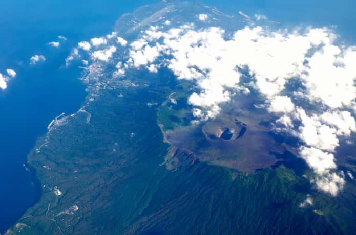三原山　空撮