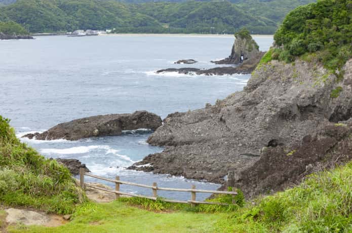 タライ岬