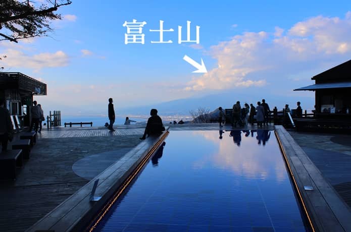 伊豆の国パノラマパーク　展望デッキ　夕方