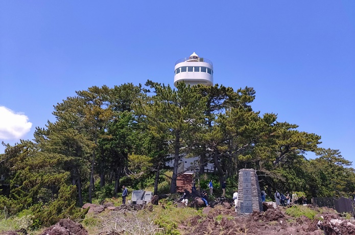 城ヶ崎海岸　白い灯台