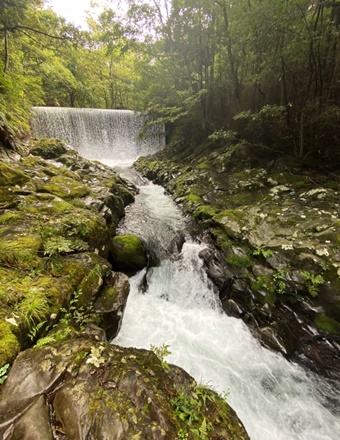 萬城の滝　上流