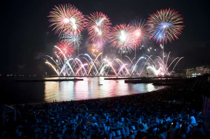 サンビーチ　熱海花火大会