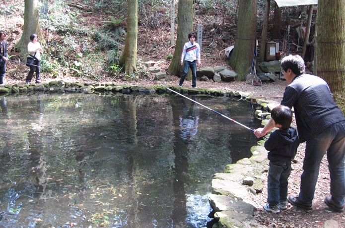 丸鉄園　釣り体験