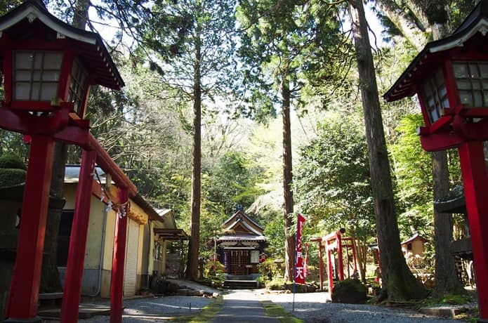 箱根駒形神社