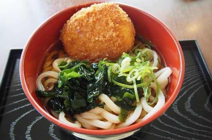 三島コロッケうどん