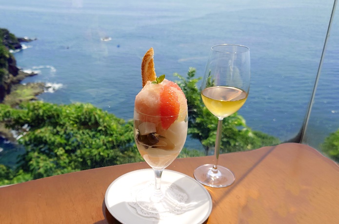 熱海　花の妖精　パフェ