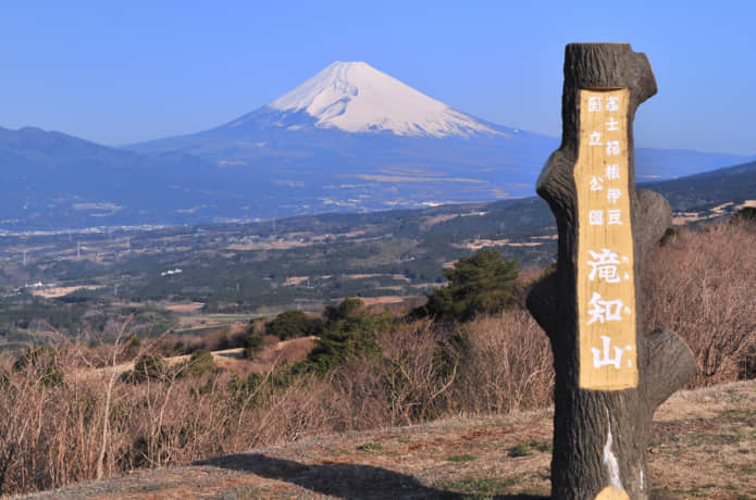 滝知山展望台