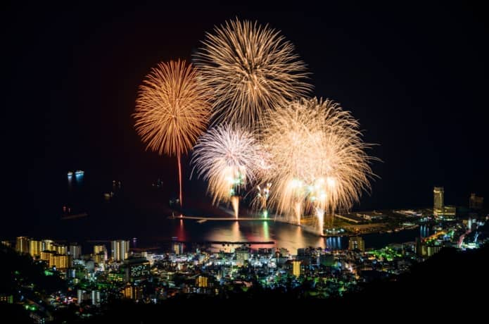 熱海　花火