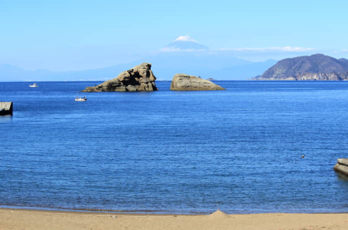 雲見海水浴場から望む富士山