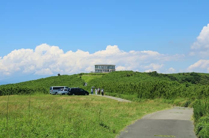十国峠　青空と山頂
