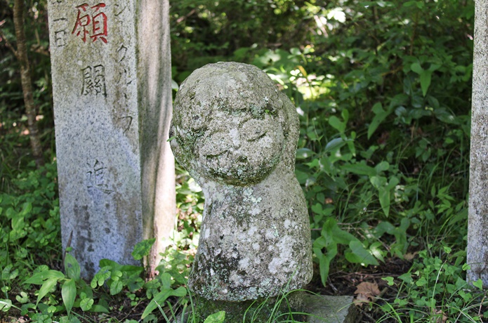 東光寺　石仏