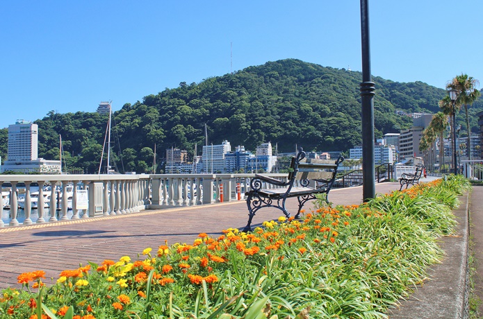 親水公園　ベンチ