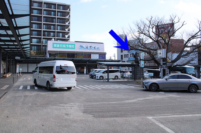 湯河原駅ロータリー
