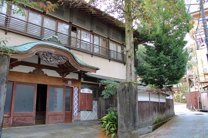 湯河原　旅館