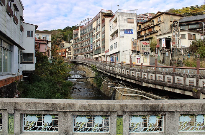 湯河原温泉街