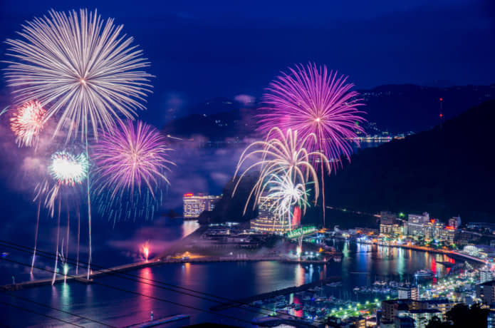 熱海海上花火大会