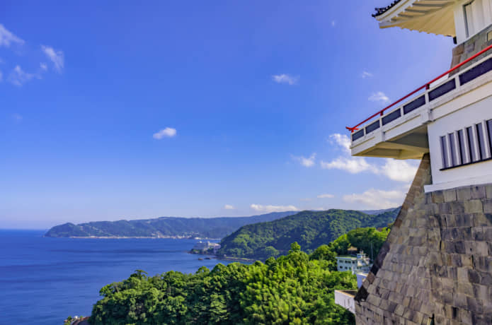 熱海城から見える伊豆半島の景色