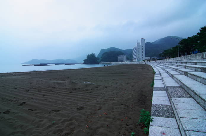 朝の松崎海岸