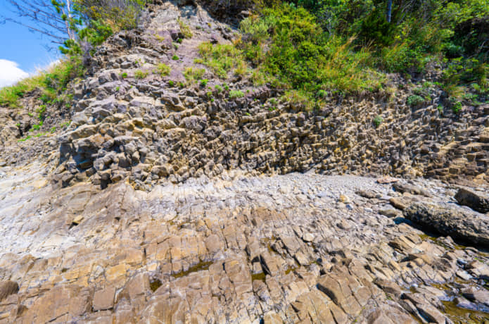 三四郎島の柱状節理